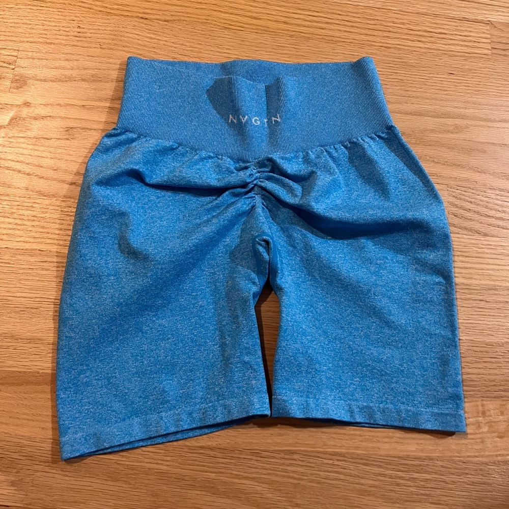 NVGTN CARIBBEAN SCRUNCH SEAMLESS SHORTS